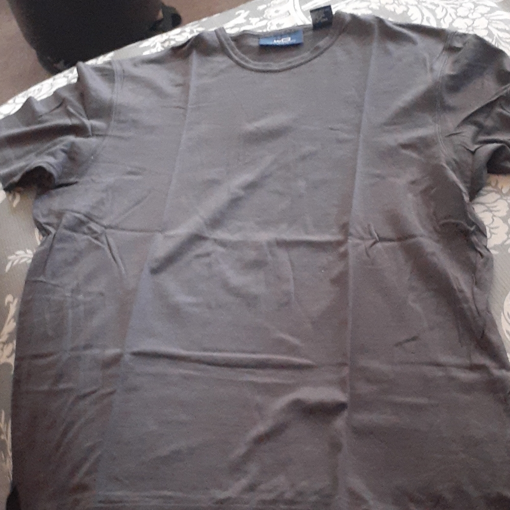 Men's tee. - Picture 3 of 4